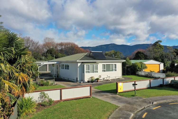27 Feary Crescent Takaka_0