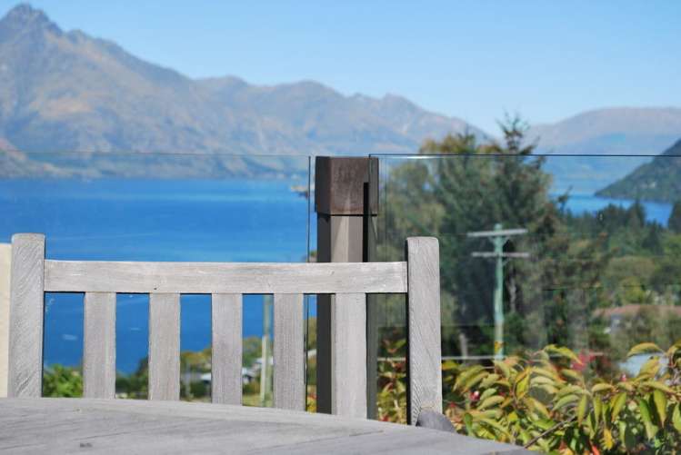 39 Suburb Street Queenstown_14