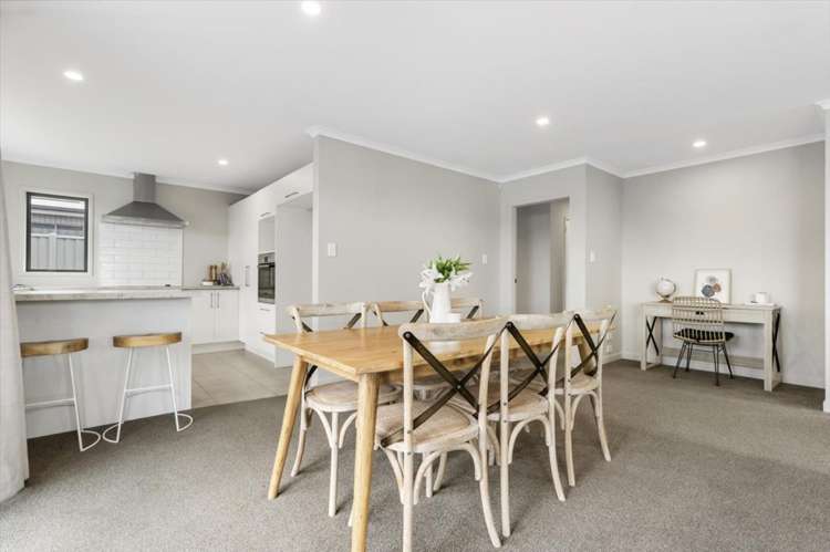 3 Shea Lane Pyes Pa_4