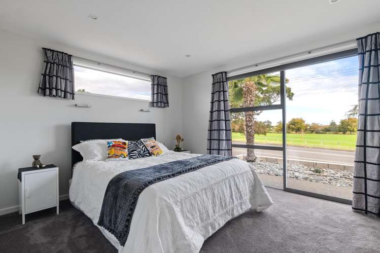 1 Charteris Rise Riverdale_14