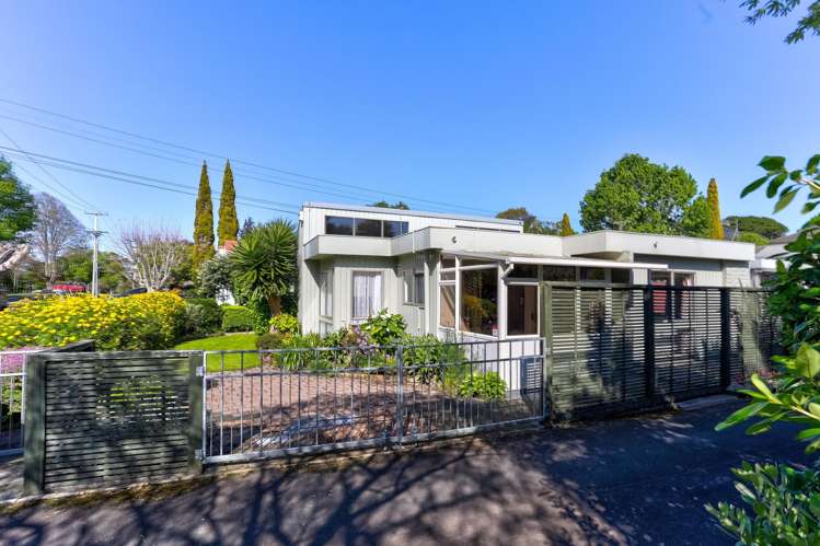 15a Brassey Road St Johns Hill_17