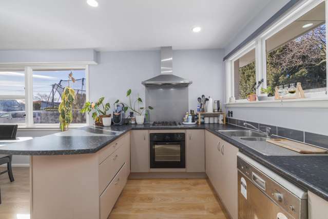 25 Lake Terrace Road Burwood_4