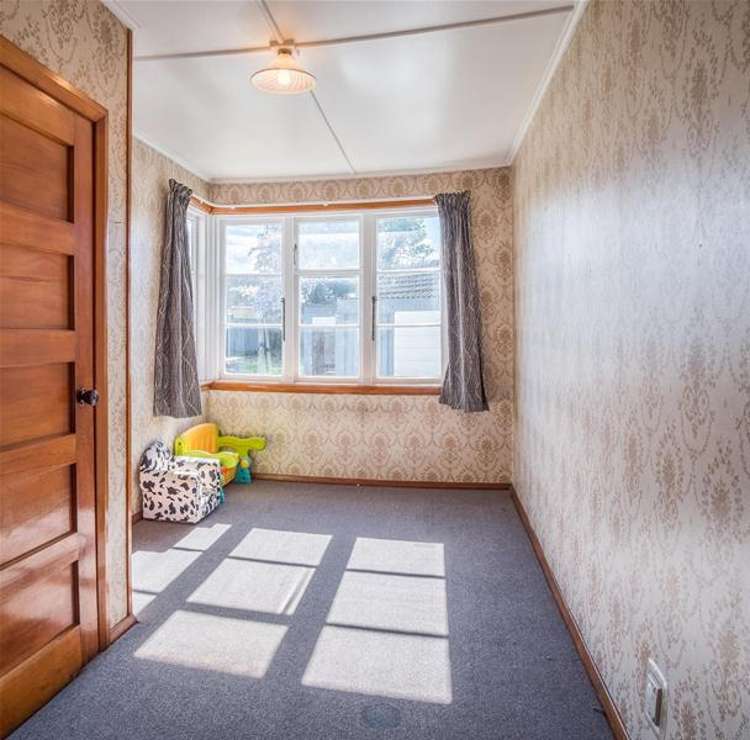17 Hollyford Avenue Bryndwr_7