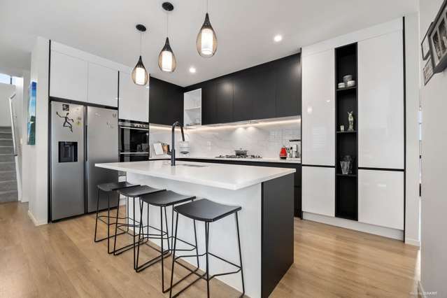 11 Black Shed Road Flat Bush_3