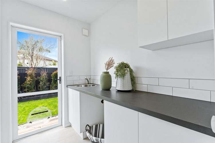 7B Seine Road Forrest Hill_16