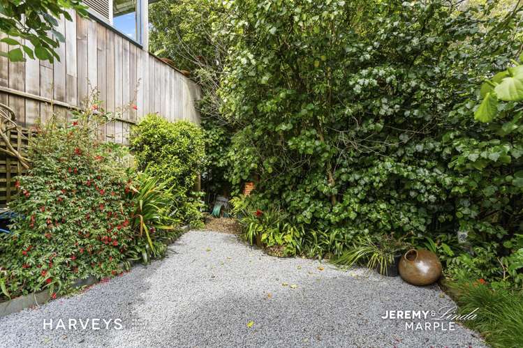 17 West Lynn Road Titirangi_19