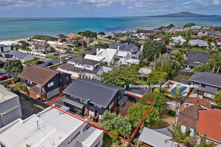 2/4 Holiday Road Milford_0