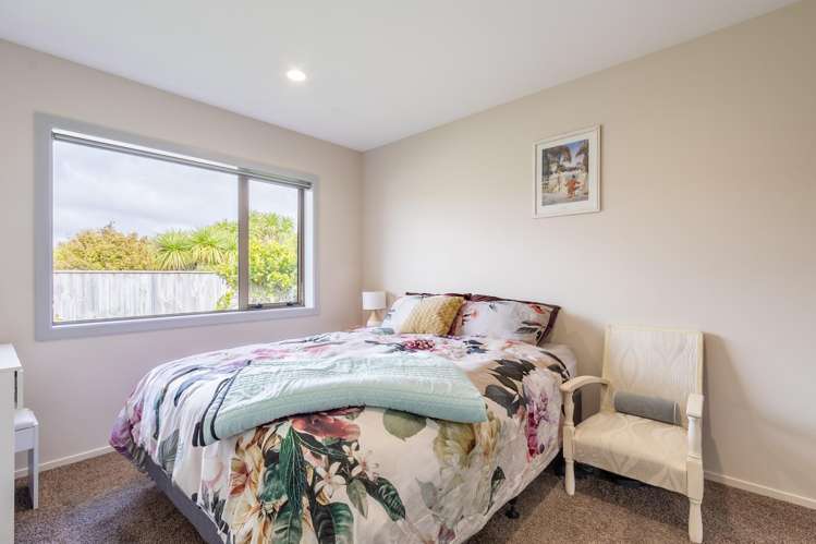 28 Simpson Crescent Raumati Beach_21