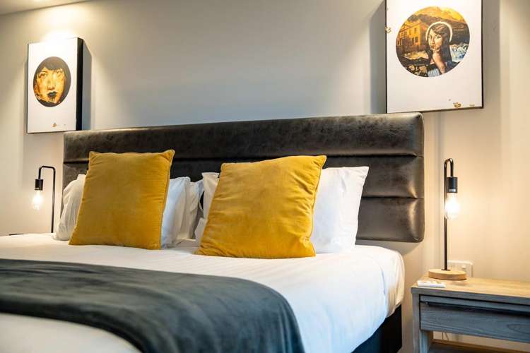 4/2 Powder Terrace Arthurs Point_6