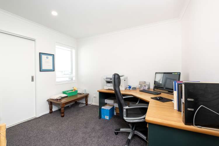 36 Arbuckle Road Frimley_10