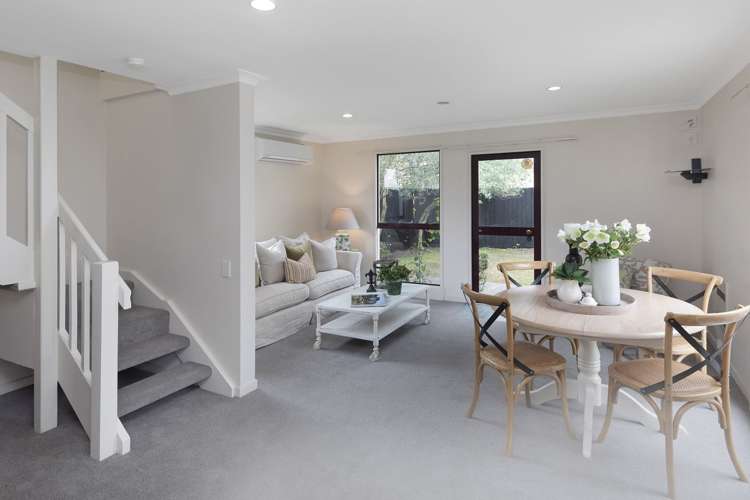 6/16 Derby Street Saint Albans_5