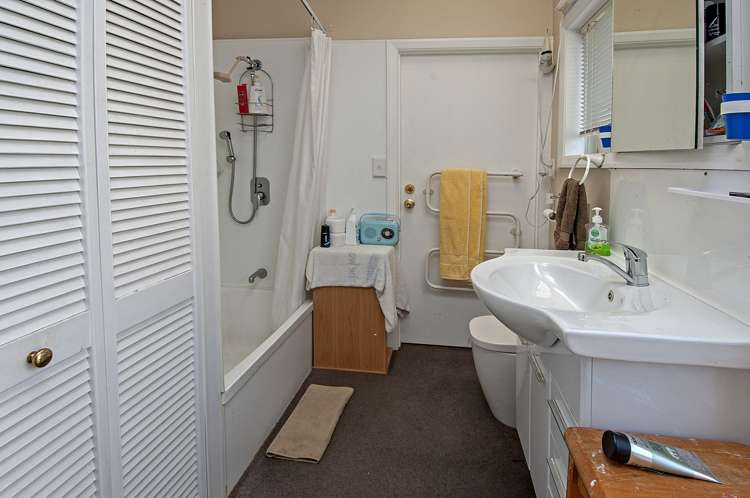 92 Landscape Road Mount Eden_11