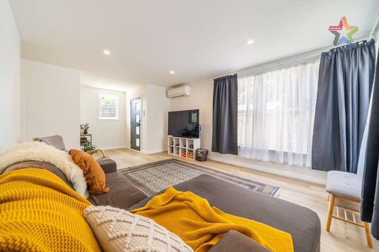 14 Young Grove Stokes Valley_8