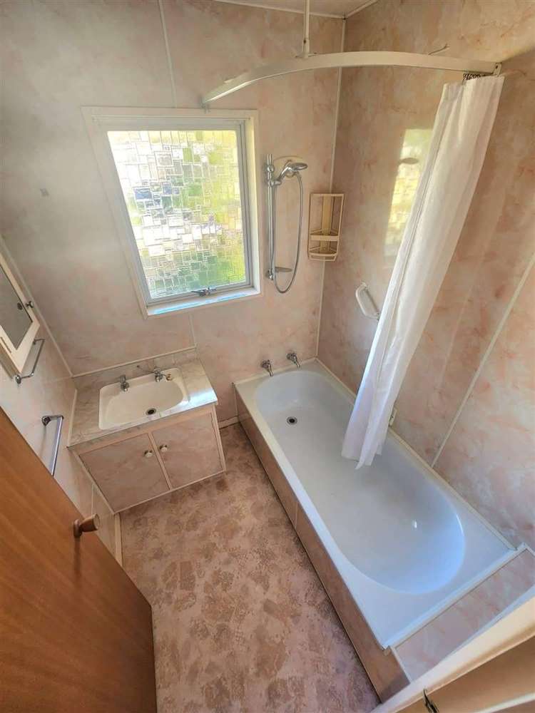 18 Woolston Court Woolston_8