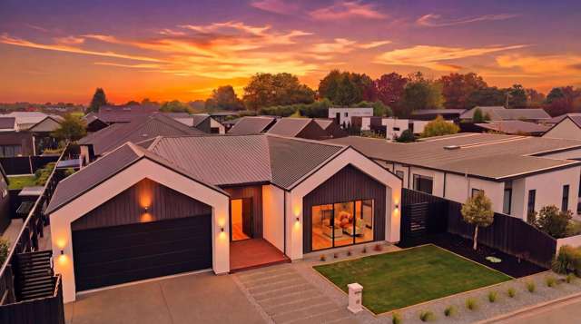 Louvre, Luxe & Effortless Living