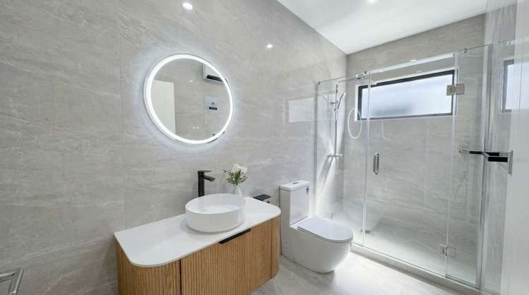 33B Burberry Road_5