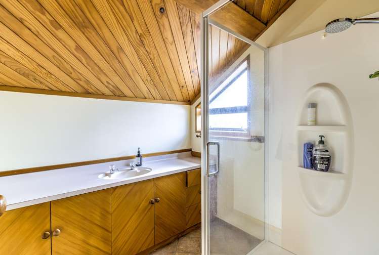 14 Cooper Place Chedworth_10