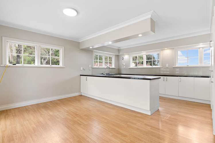 7 Castle Drive Epsom_4