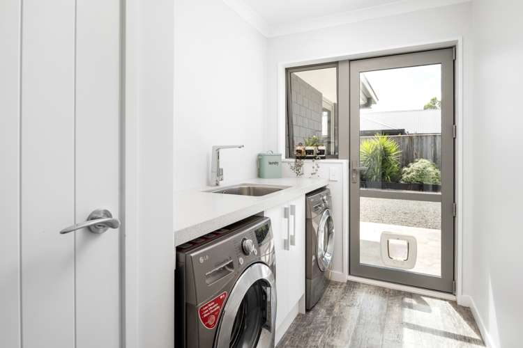 25 Birchwood Avenue Burleigh_16