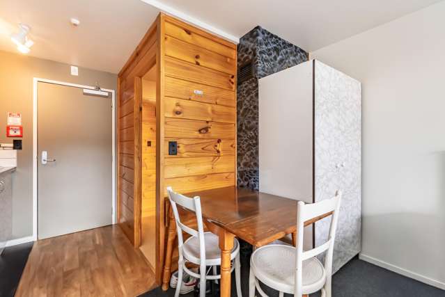 301/20 Martin Square Te Aro_2
