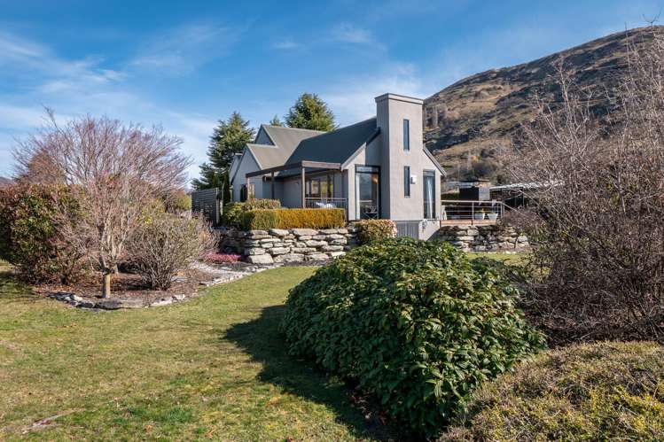 1 Wellswood Way, Quail Rise Lower Shotover_16