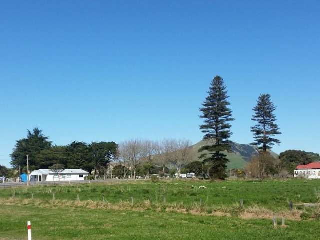 3 Cook Street Tolaga Bay_3