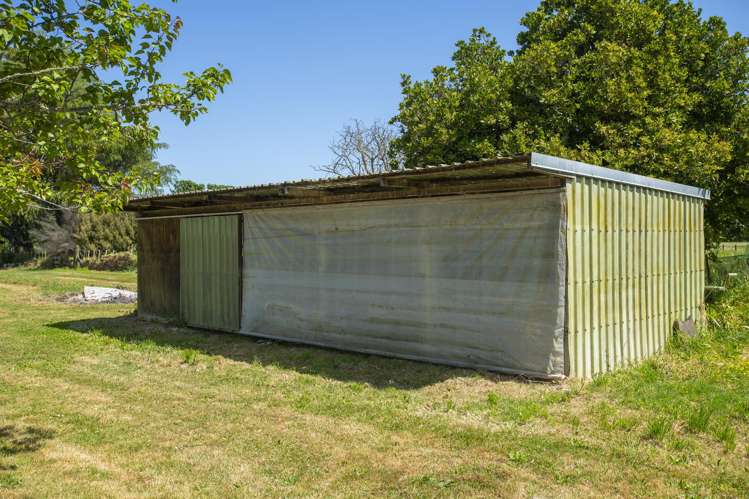 37 Branson Road Waipaoa_32