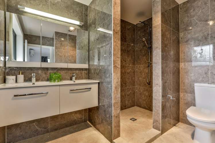 88 Tiroroa Avenue Te Atatu South_19