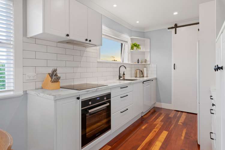 33 Kirrie Avenue Te Atatu South_8