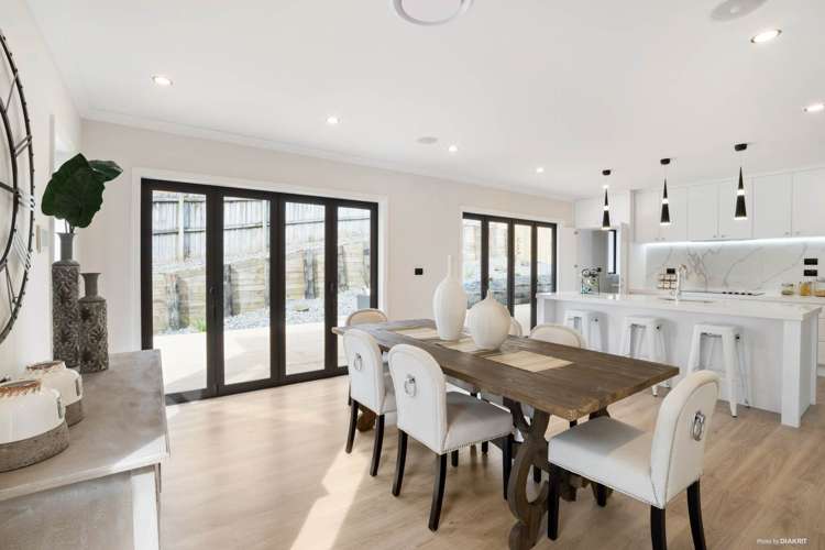 8 Lagonda Rise Oteha_1