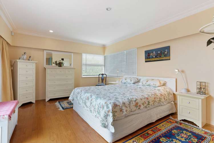 117 Bradbury Road Botany Downs_15