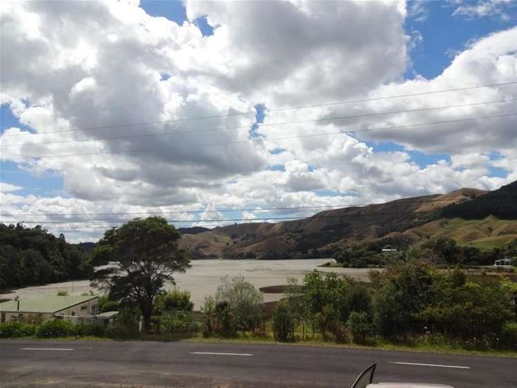 689 Te Waitere Road Taharoa_26