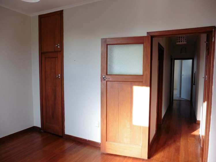 63 Avondale Road Taradale_9