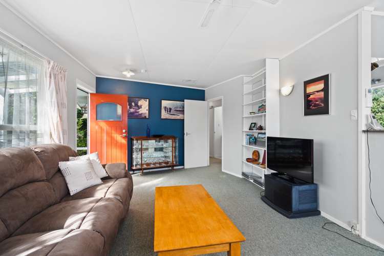 10 Edge Street Onerahi_11