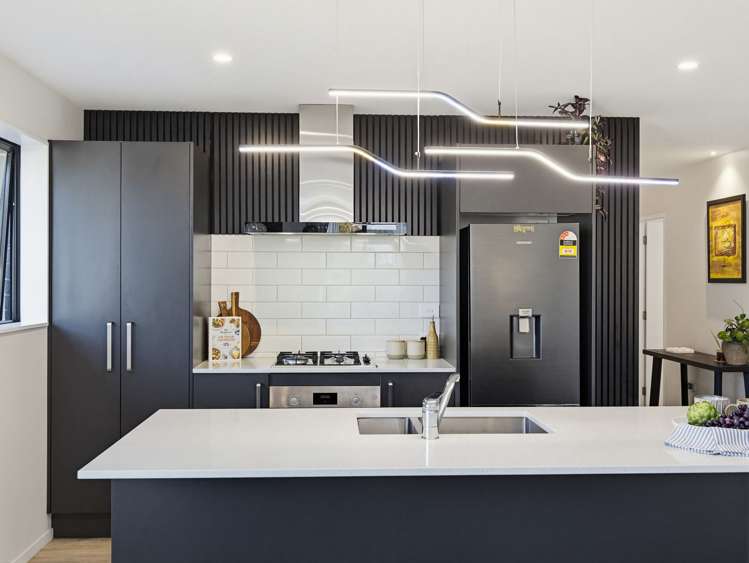 17 Agathis Crescent Wigram_6