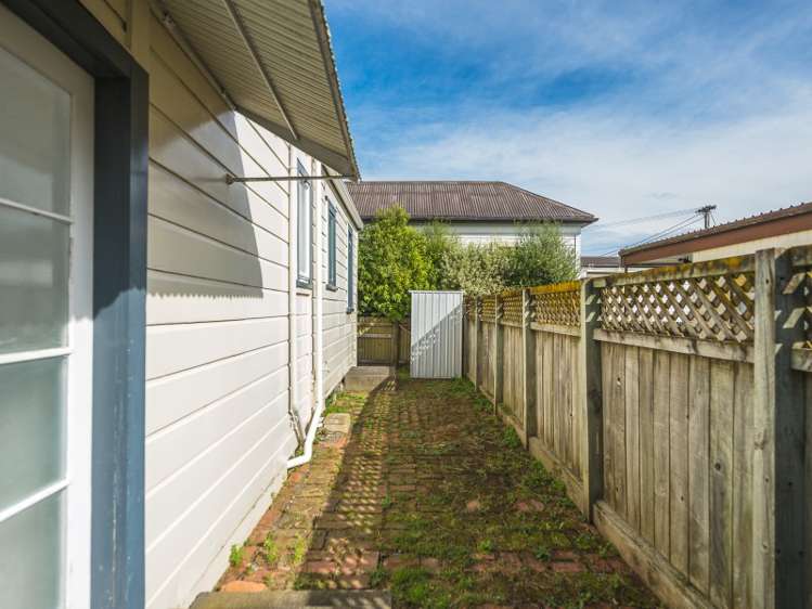 111a Somme Parade Aramoho_14