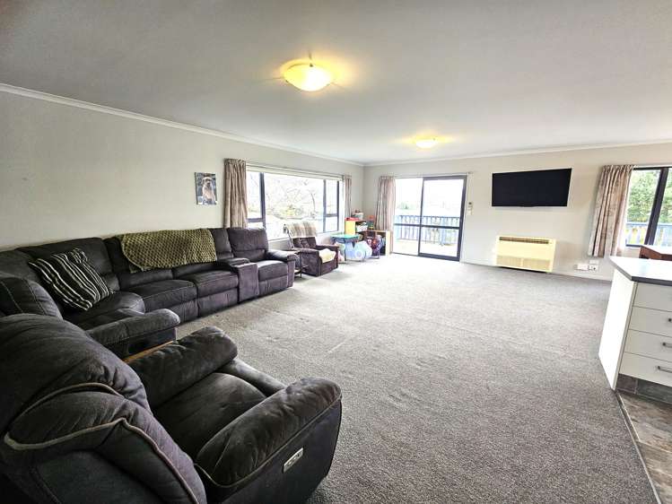 8 Macandrew Street_4