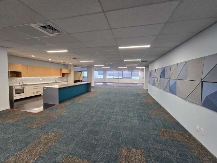 650 Great South Road_0