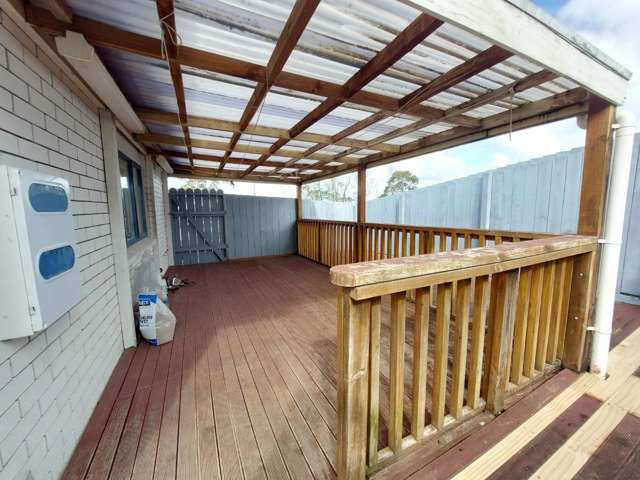 27 Gordon Stanley Drive Massey_3