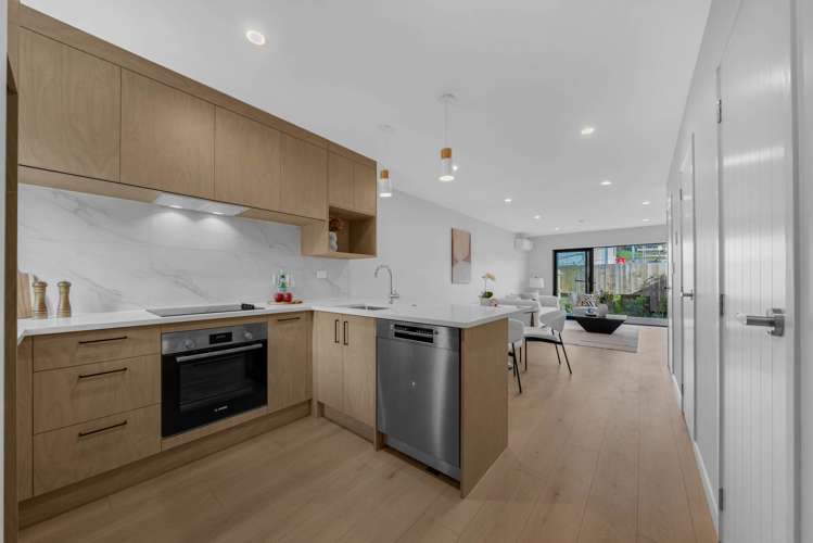 27 Awhi Lane Massey_2