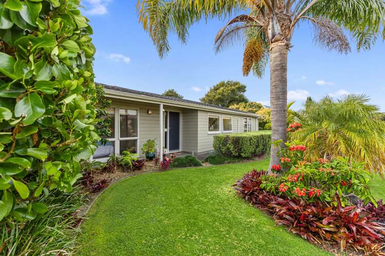 1 Kiriwai Place Matua_10