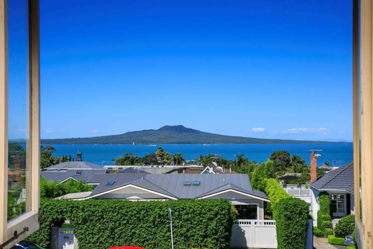 200 Hurstmere Road Takapuna_3