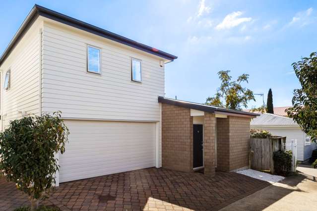 Freehold + Standalone = Independence