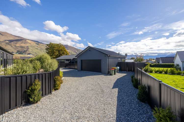 29 Little Alpha Loop Wanaka_22