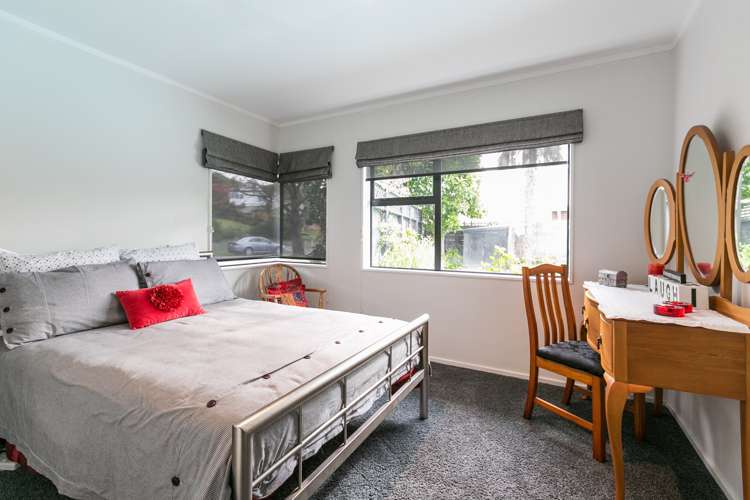 66 Hetley Crescent Taradale_12