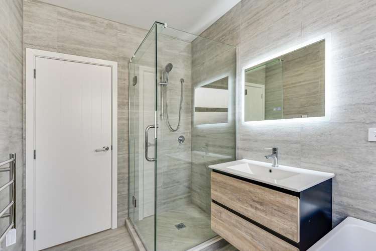 33 Overton Street Rototuna North_22