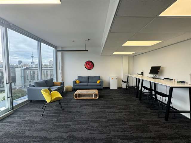 Smart Parnell Office with 5 Parks