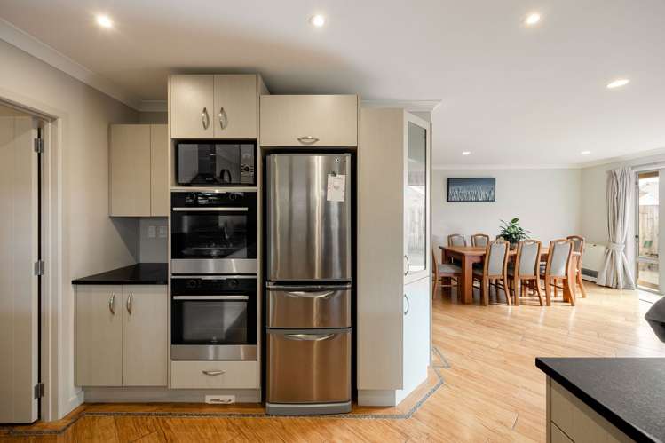 52 Macfarlane Street Hamilton East_11