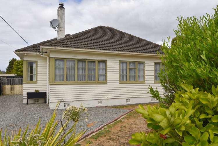 249 High Street South Carterton_19