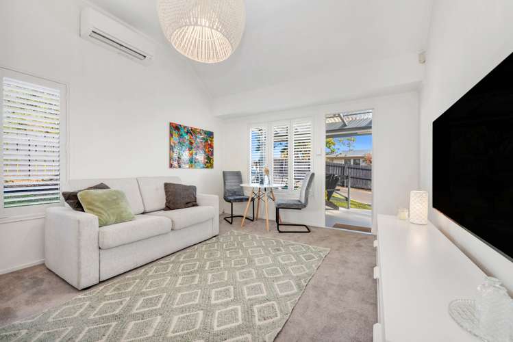 2/49 Gibraltar Street Howick_5